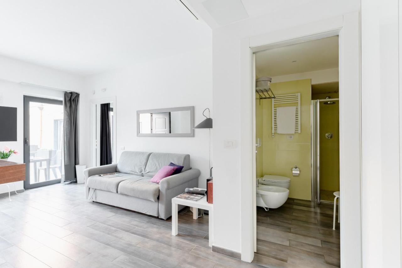 Rhome Accomodation โรม ภายนอก รูปภาพ