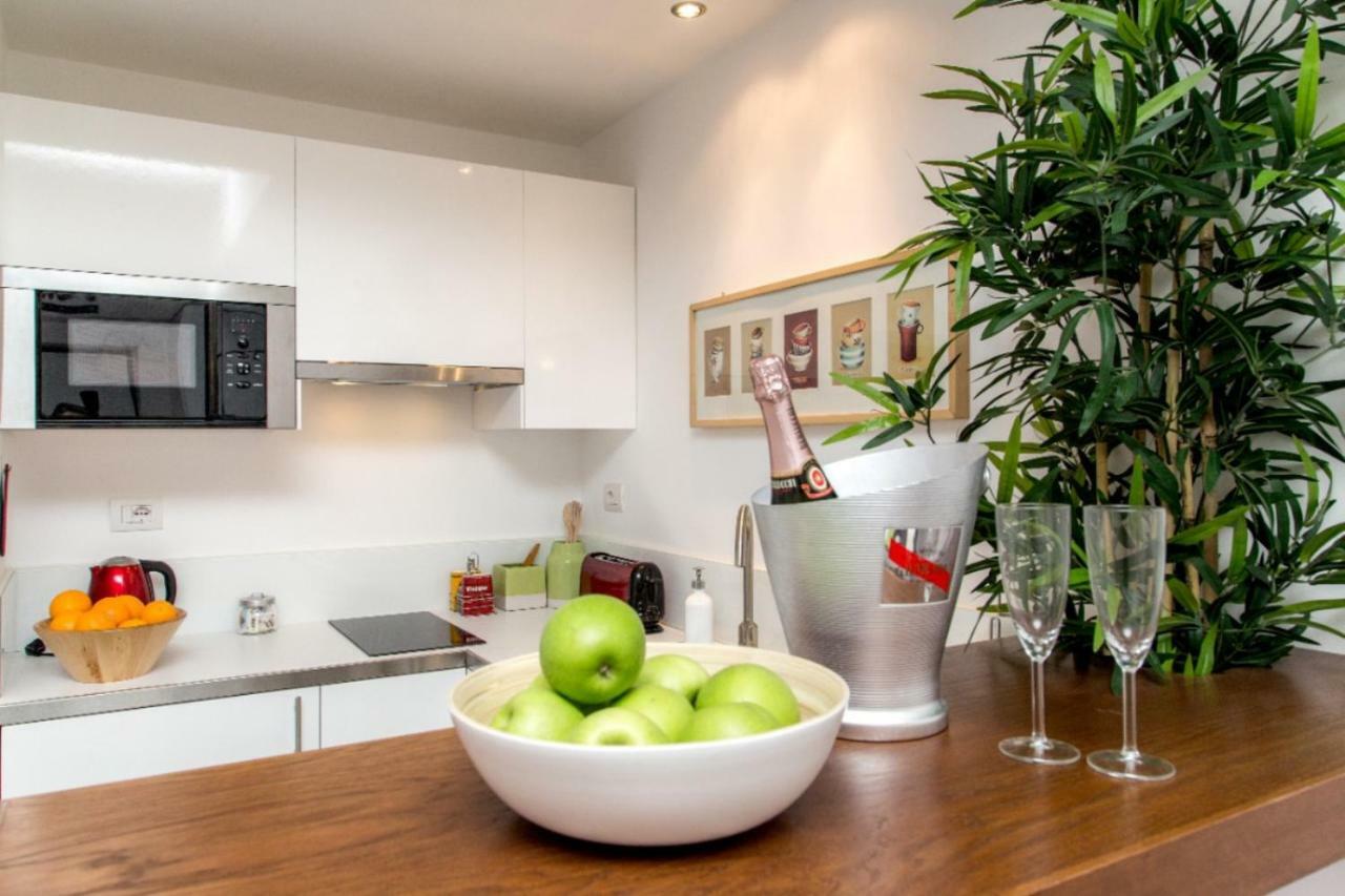 Rhome Accomodation โรม ภายนอก รูปภาพ